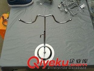 掛包架 the display bracket use for support the glass-佛山市三水區(qū)豐固五金制品提供掛包架 the display bracket use for support the glass的相關介紹、產品、服務、圖片、價格佛山市三水區(qū)豐固五金制品、AA支架;AA支柱;圓柱;方管;方柱;時裝掛勾;貨架;展示架;不銹鋼梯柱;掛衣勾;掛衣架;鋁合金配件;掛包架;超市掛鉤;落地架